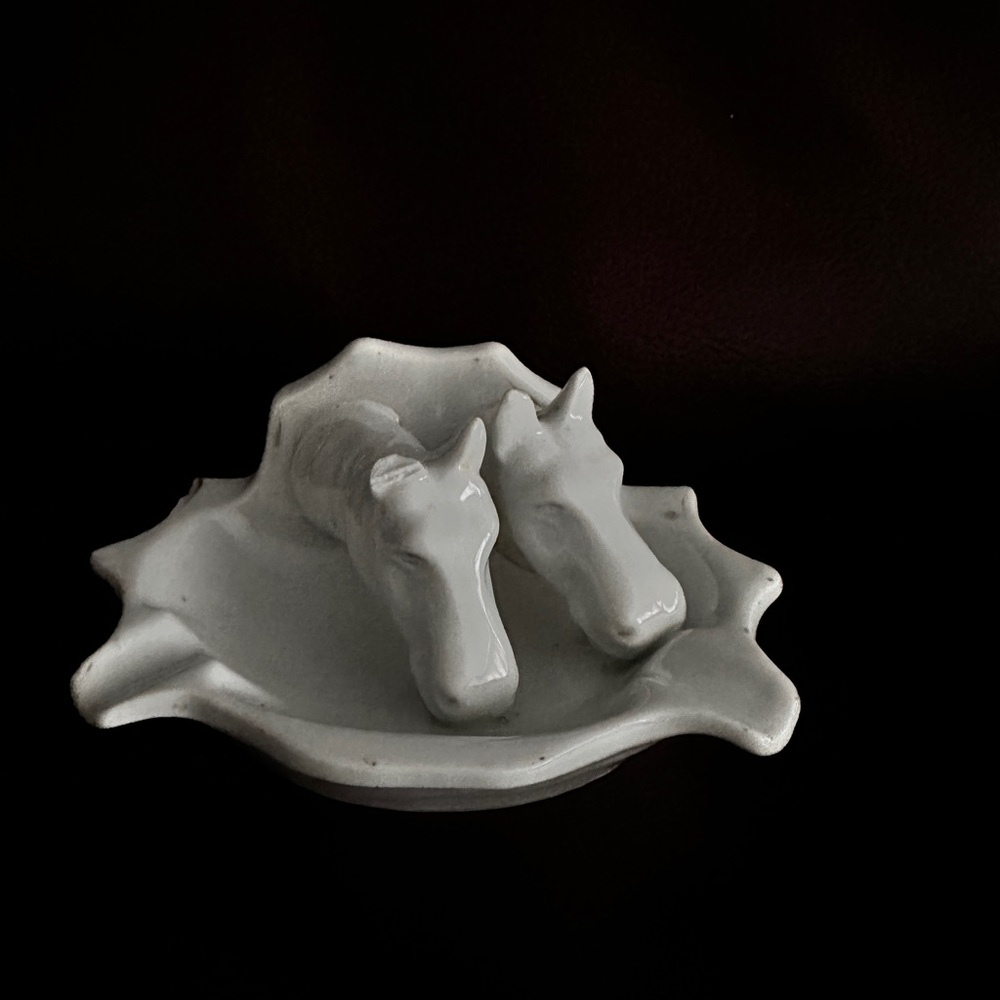 Elegant White Horse Head Ashtray